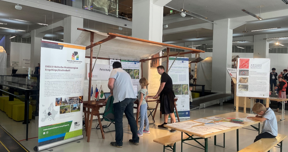 ArchaeoTin zu Gast auf dem Archäologischen Marktplatz im smac