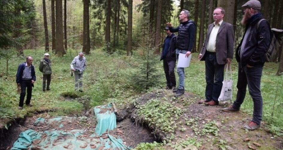 Exkursion des Landesvereins Sächsischer Heimatschutz e.V. zu den Zinnseifen von Schellerhau und der wüsten Bergbausiedlung „Vorderer Grünwald“