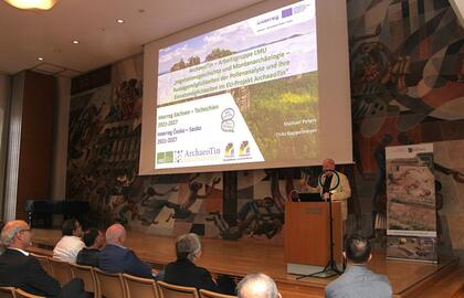 Das ArchaeoTin-Projekt bei den Tagen der Landesarchäologie in Dresden Vortrag von Dr. Michael Peters